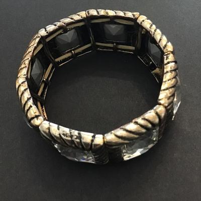 Rhinestone fashion stretch bracelet