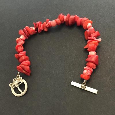 Vintage coral type bracelet 925