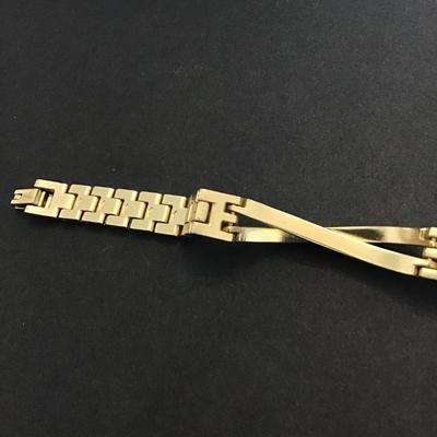 Gold tone bracelet