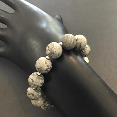Very nice stone bead stretch bracelet