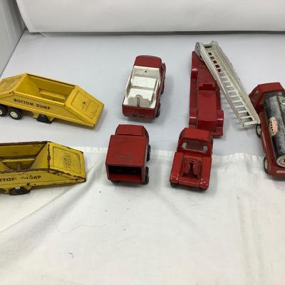 Sale Photo Thumbnail #96: 3 Texaco Buddy L, Coke Buddy L, 2 Yellow Tonka’s, Fire Truck.