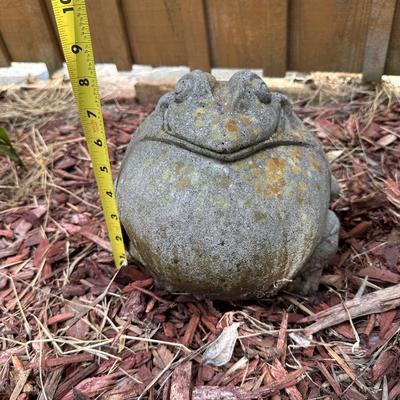 Set of 4 Outdoor Frog Garden Ornaments