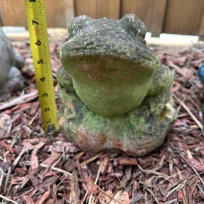 Set of 4 Outdoor Frog Garden Ornaments