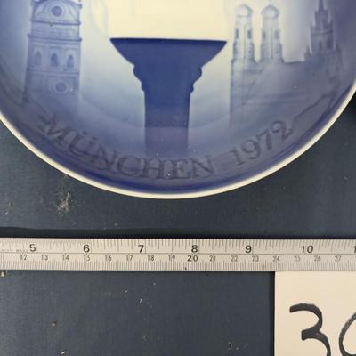 Vintage Decorative Plates
