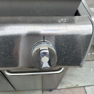 Stainless Weber BBQ Pit Natural Gas (see details)