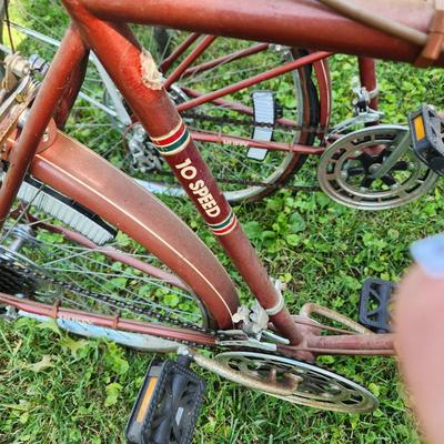 2 Vintage Huffy 10 speed Tourist Bicycles Bikes