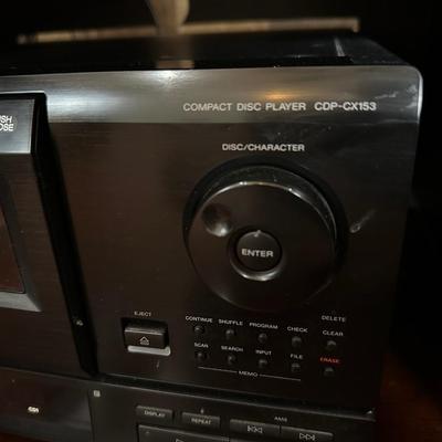 Sony CDP-CX153 100-Disc CD Changer & Kenwood Stereo Receiver