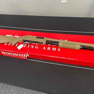 Sale Photo Thumbnail #198: MANUFACTURER: Winchester
FAMILY: Super X Pump
MODEL: SXP Defender
TYPE: Shotgun
ITEM GROUP: Tactical Pump Shotguns
ACTION: Pump Action
CALIBER/GAUGE: 12 Gauge
FINISH: Flat Dark Earth
FINISH TYPE: Applied Finish
STOCK: Synthetic Stock
STOCK/GRIPS