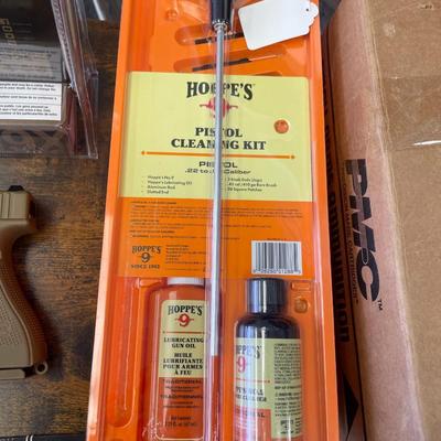 Sale Photo Thumbnail #240: Hopes Pistol Cleaning Kit (NEW)