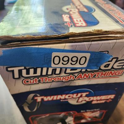 TwinCut Power Saw Plus + Still in Sealed box