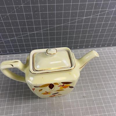 Sale Photo Thumbnail #137: Good Condition. No Chips. Collectible. 6-1/2" Tall.  