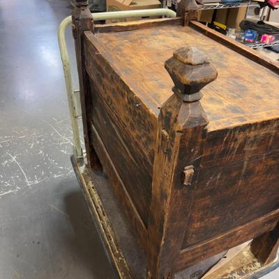 Sale Photo Thumbnail #572: Measures 30 x 19 x 32" WOW!!! This is a unique Decorative Piece! 