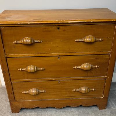 Sale Photo Thumbnail #685: Measures 39 x 17 x 36" Highly Desired old Utah Furniture is a thing!! 