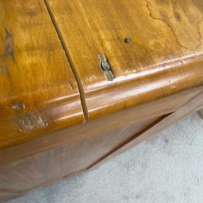 Sale Photo Thumbnail #693: Measures 39 x 17 x 36" Highly Desired old Utah Furniture is a thing!! 