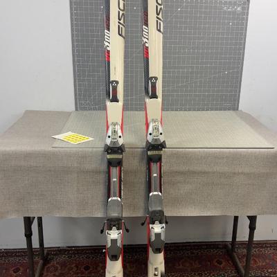 Sale Photo Thumbnail #854: Used. Usable. Bindings are Fischer as well. 