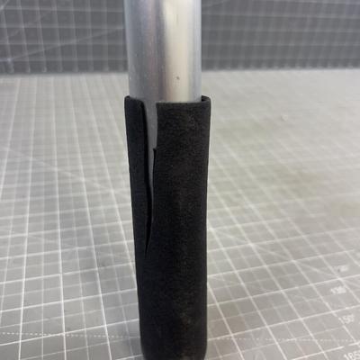 Sale Photo Thumbnail #1117: NEW not used. The RUBBER GRIP on the end is Split. Be AWARE!