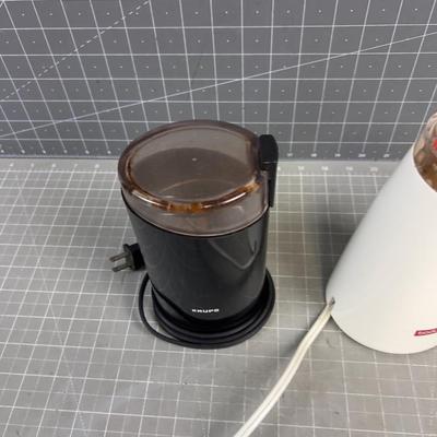 Sale Photo Thumbnail #1376: Used. Usable. Grind your own beans and have super fresh coffee. 