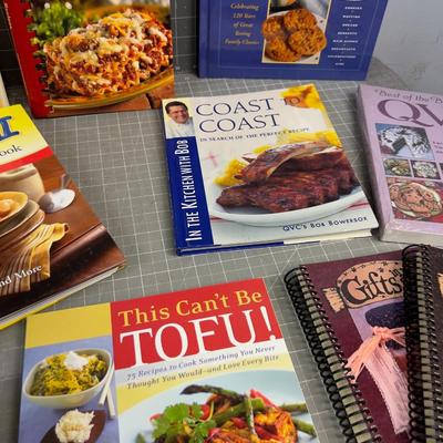 Sale Photo Thumbnail #1386: Used. Usable. Still Great Recipes! 