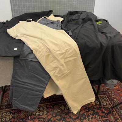 Sale Photo Thumbnail #1408: Used. Usable. Perfect if you need the medium scrubs, some large. Good Condition. 