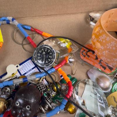 Sale Photo Thumbnail #1524: Cool old stuff. New and used. Usable. Fun! 