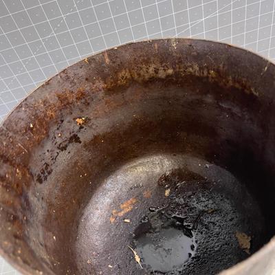 Sale Photo Thumbnail #1733: Used. Usable. OLD needs cleaned and spiffed up Measures 11" Diameter By 10" Tall. 