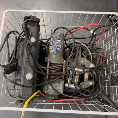 Sale Photo Thumbnail #1766: NOTHING has been tested. UNKNOWN Working Condition. Heavy! 