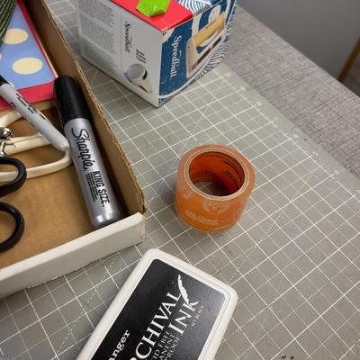Sale Photo Thumbnail #1820: Usable. Misc. Mixed together Lot! FUN!!!!