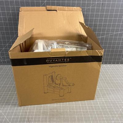 Sale Photo Thumbnail #1869: Appears to be NEW in the Box. 