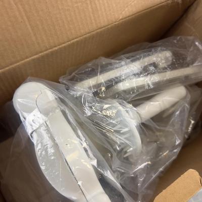 Sale Photo Thumbnail #1871: Appears to be NEW in the Box. 