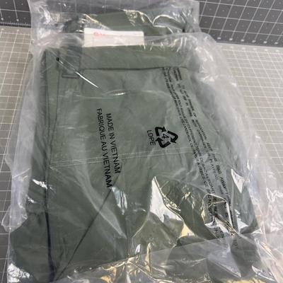 Sale Photo Thumbnail #2029: NEW Size 4 Women's Green 