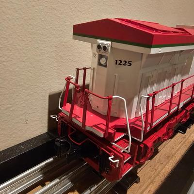 Christmas ES44AC Imperial Diesel Engine (T1-JS)