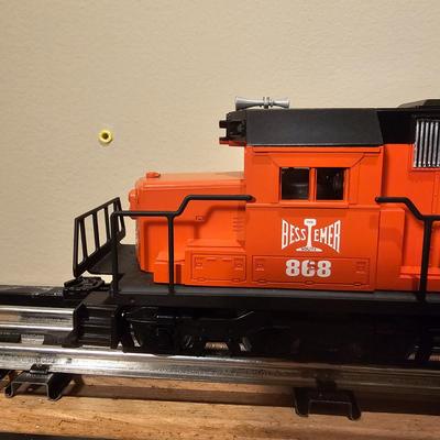 Bessemer & Lake Erie SD-38 Diesel and NYC 'Safety Wherever' D/C Caboose (T1-JS)