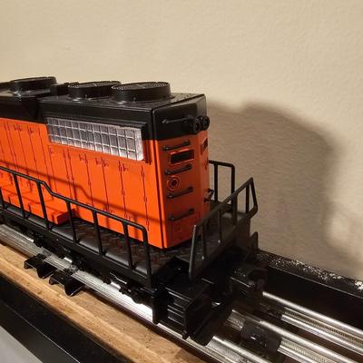 Bessemer & Lake Erie SD-38 Diesel and NYC 'Safety Wherever' D/C Caboose (T1-JS)