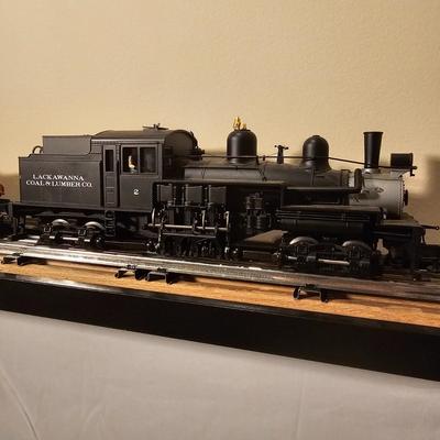 Lackawanna Coal & Lumber Two Truck Shay #2 + Lumber Cars (T2-JS)