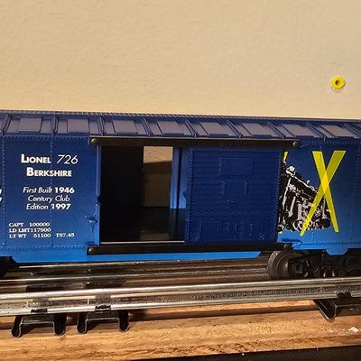 Lionel Century Club 726 Berkshire 2-8-4 Engine, Tender & Cars (T2-JS)