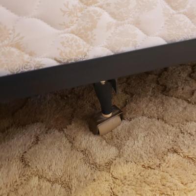 Kling Queen Bed Frame and Two Nightstands (B3-KD)