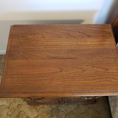 Kling Queen Bed Frame and Two Nightstands (B3-KD)