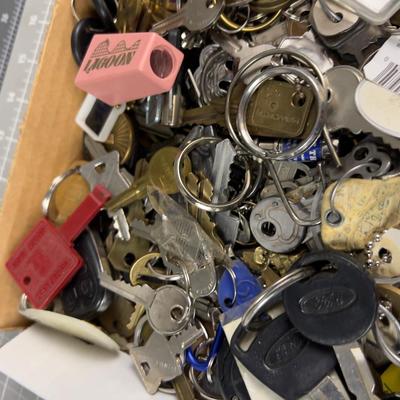 Sale Photo Thumbnail #2198: Collectible of Treasure? 