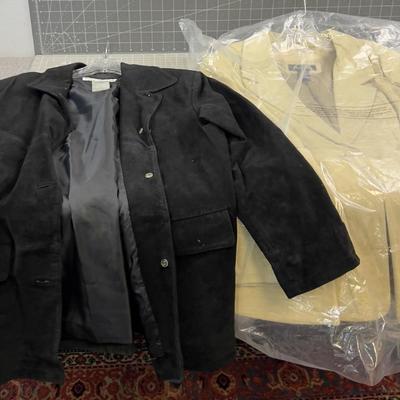 Sale Photo Thumbnail #2442: Black is Medium and Tan is Large Sizes. 