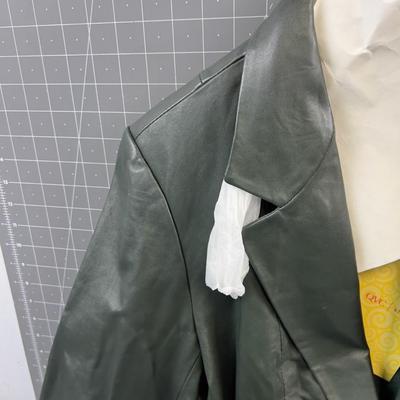 Sale Photo Thumbnail #2460: Size Medium NEW 