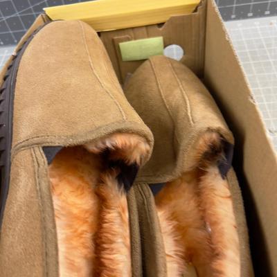 Sale Photo Thumbnail #2542: NEW not worn. 