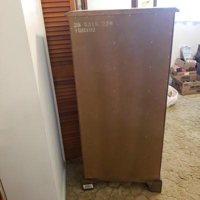 Ethan Allen Lingerie Chest With Key (B3-KD)