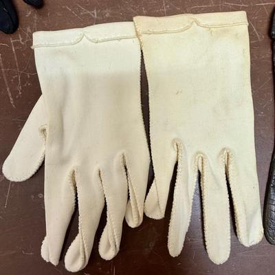 Sale Photo Thumbnail #535: In good condition, showing some wear, but otherwise intact.