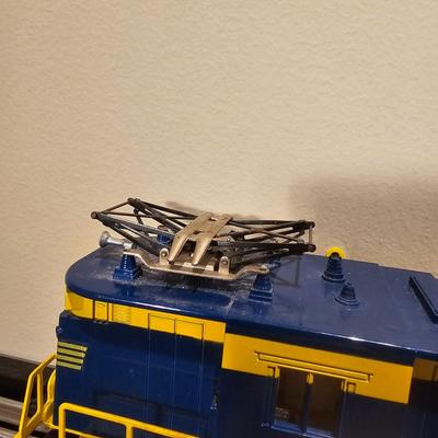 Four Diesel & Electric Engines O Gauge (T2-JS)