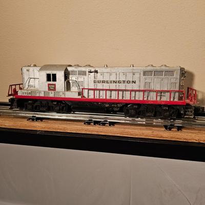 Four Diesel & Electric Engines O Gauge (T2-JS)