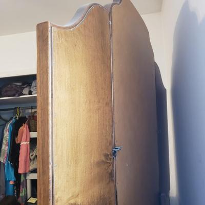 Kling Dresser with Mirror (B3-KD)