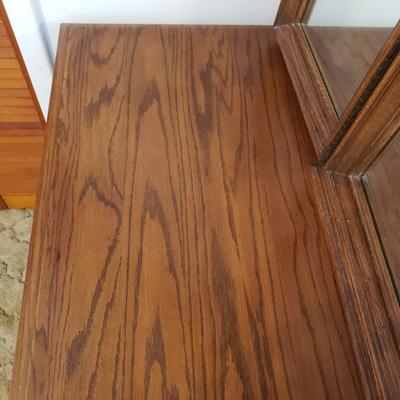 Kling Dresser with Mirror (B3-KD)