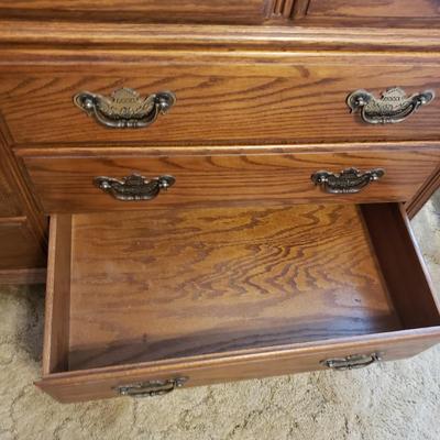 Kling Dresser with Mirror (B3-KD)