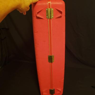Forecast Travel Suitcase and Cosmetic Case from Sears (B3-KD)