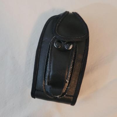 Motorola Talkabout Walkie Talkies and Uniden Bearcat Scanner (B3-KD)